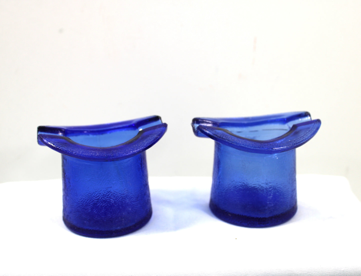 Vintage 1950's Cobalt Blue Glass Top Hat Ashtray Tobacco Toothpick Holder