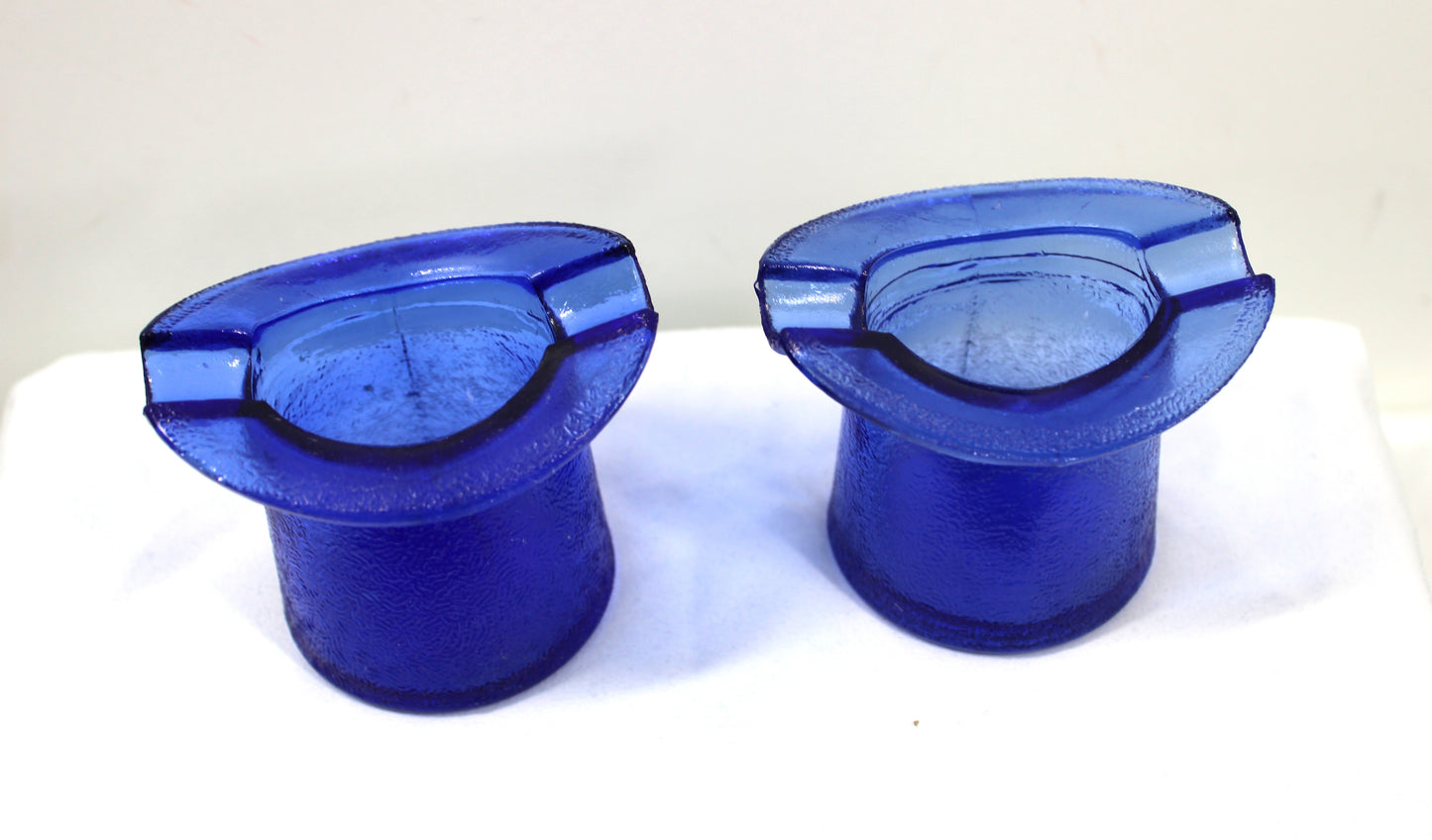 Vintage 1950's Cobalt Blue Glass Top Hat Ashtray Tobacco Toothpick Holder
