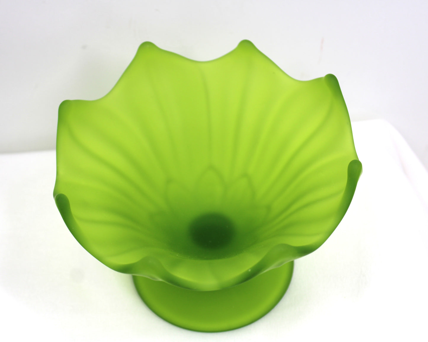 Vintage Frosted Green with Scalloped Trim Candy Dish